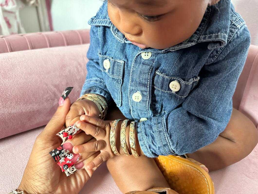 Baby bangles 💗